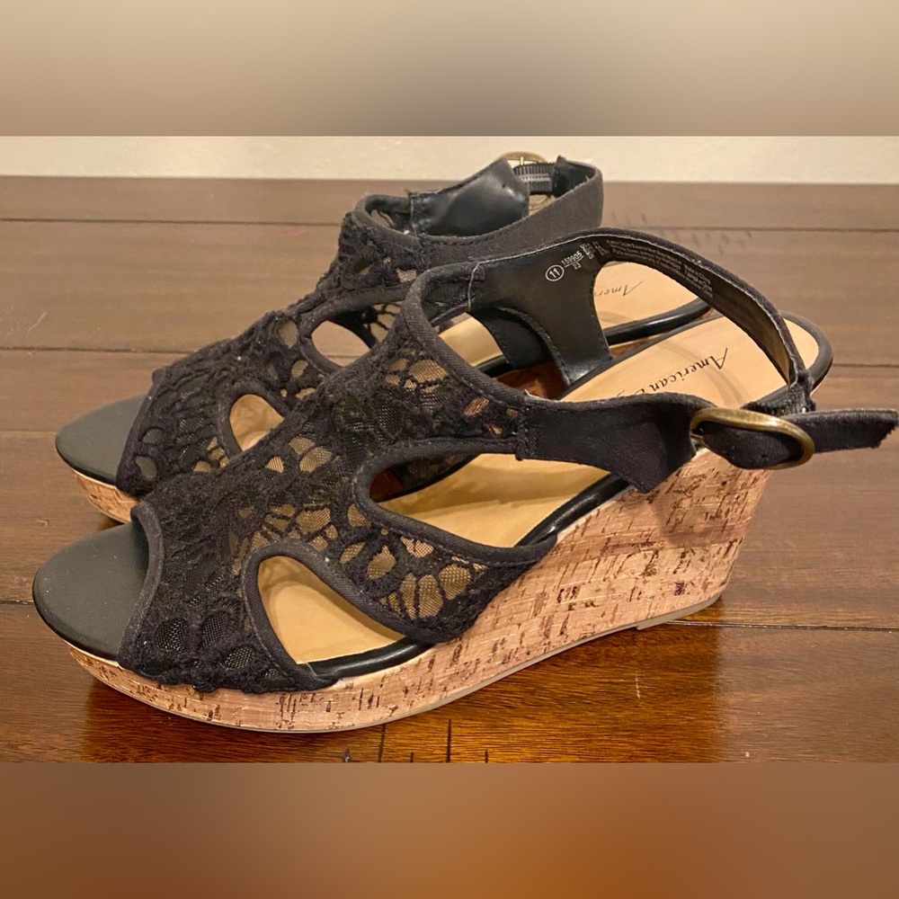 American Eagle Outfitters Black Lace Women's Wedge